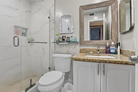 1250 SW 113th Terrace Pembroke Pines FL 33025