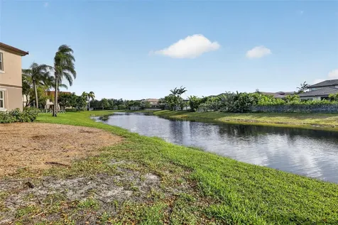 1250 SW 113th Terrace Pembroke Pines FL 33025