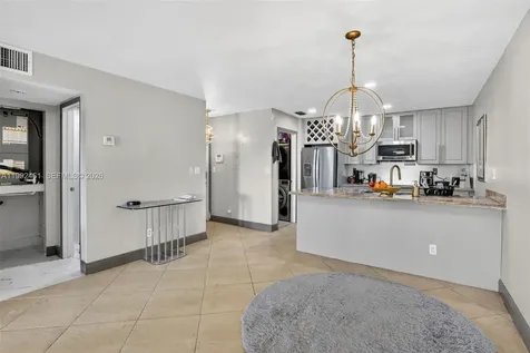 1250 SW 113th Terrace Pembroke Pines FL 33025
