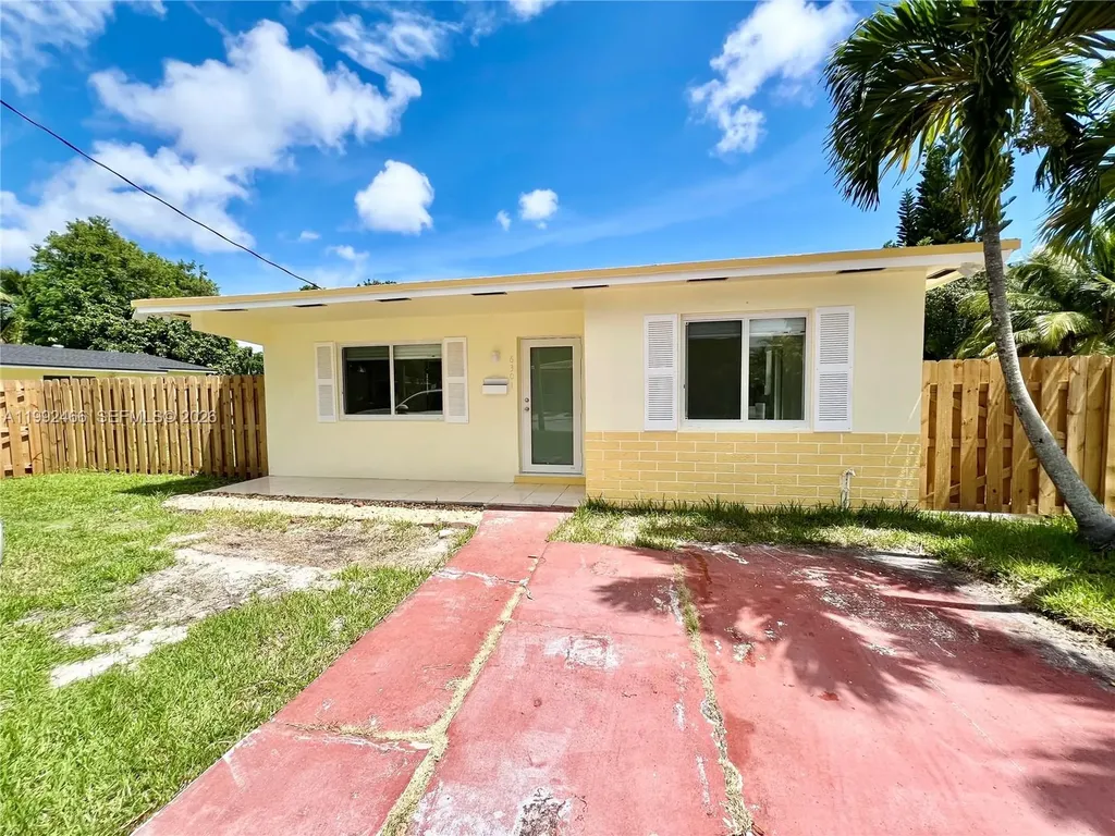 6301 SW 59th Place South Miami FL 33143