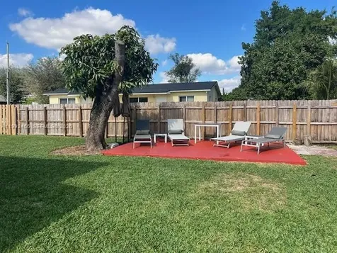 6301 SW 59th Place South Miami FL 33143