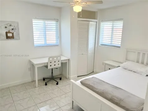 6301 SW 59th Place South Miami FL 33143