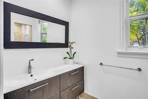 1601 SW 11th Terrace Miami FL 33135