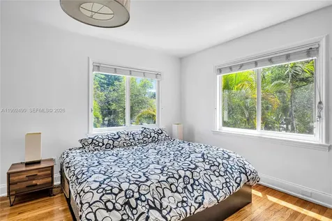 1601 SW 11th Terrace Miami FL 33135