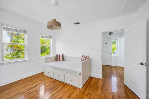 1601 SW 11th Terrace Miami FL 33135