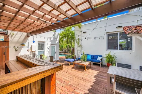 1601 SW 11th Terrace Miami FL 33135