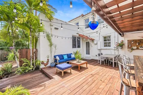1601 SW 11th Terrace Miami FL 33135