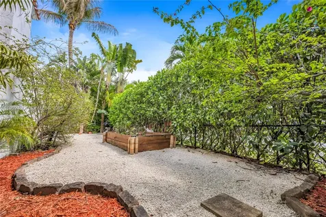 1601 SW 11th Terrace Miami FL 33135