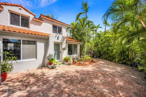 1601 SW 11th Terrace Miami FL 33135