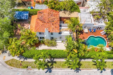 1601 SW 11th Terrace Miami FL 33135