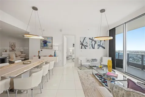 200 Biscayne Boulevard Way Miami FL 33131
