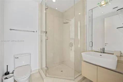 200 Biscayne Boulevard Way Miami FL 33131