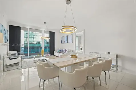 200 Biscayne Boulevard Way Miami FL 33131
