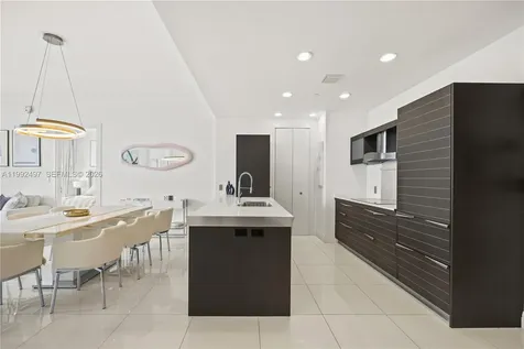 200 Biscayne Boulevard Way Miami FL 33131