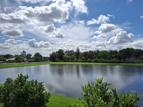 5990 Mustang Manor Davie FL 33314