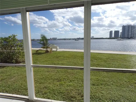 2920 Point East Drive Aventura FL 33160