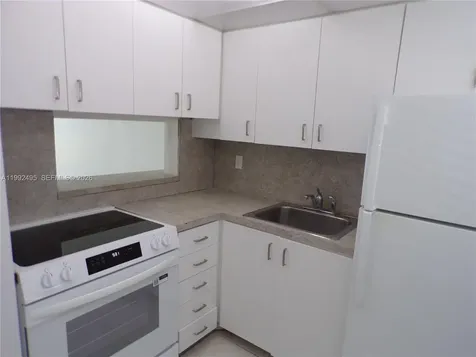 2920 Point East Drive Aventura FL 33160
