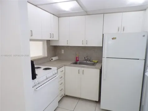 2920 Point East Drive Aventura FL 33160