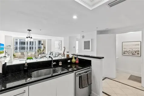 3400 SW 27th Avenue Coconut Grove FL 33133