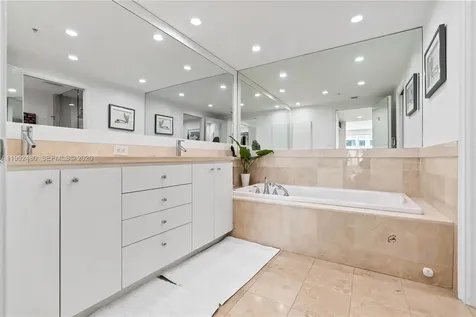 3400 SW 27th Avenue Coconut Grove FL 33133