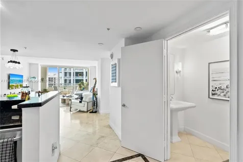 3400 SW 27th Avenue Coconut Grove FL 33133