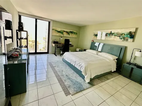 19667 Turnberry Way Aventura FL 33180