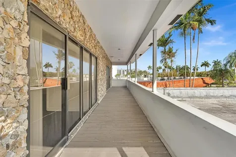 201 N University Drive Plantation FL 33324