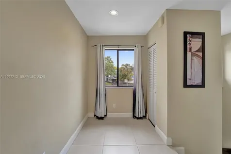 8119 NW 17th Manor Plantation FL 33322