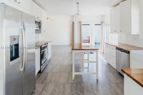 15511 SW 59th Street Miami FL 33193
