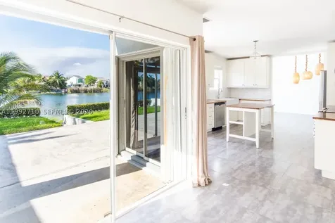 15511 SW 59th Street Miami FL 33193