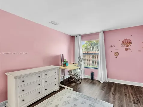 2083 Augusta Weston FL 33326