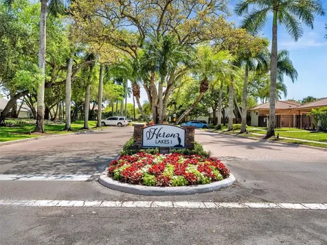 2083 Augusta Weston FL 33326
