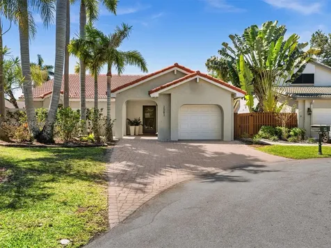 2083 Augusta Weston FL 33326