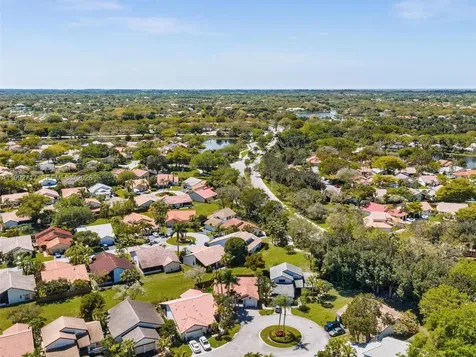 2083 Augusta Weston FL 33326