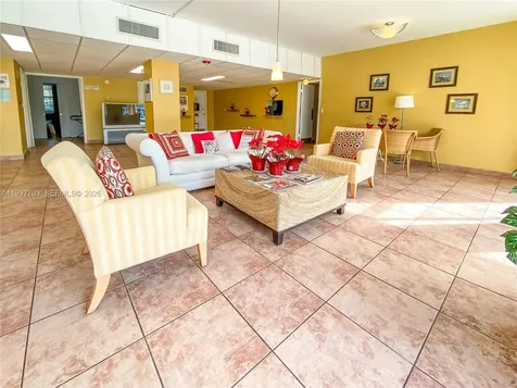 9800 W Bay Harbor Drive Bay Harbor Islands FL 33154