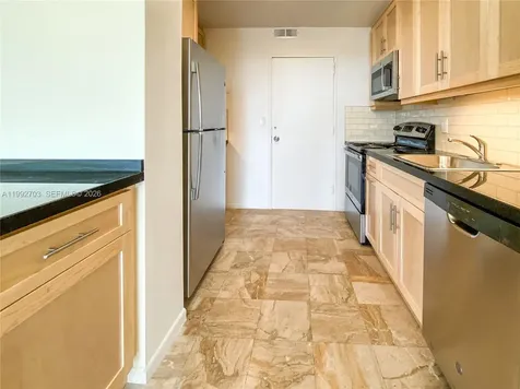 9800 W Bay Harbor Drive Bay Harbor Islands FL 33154