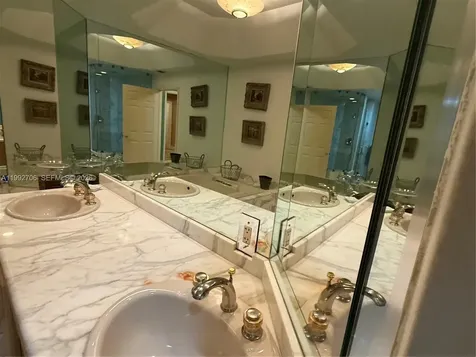 3700 Island Boulevard Aventura FL 33160