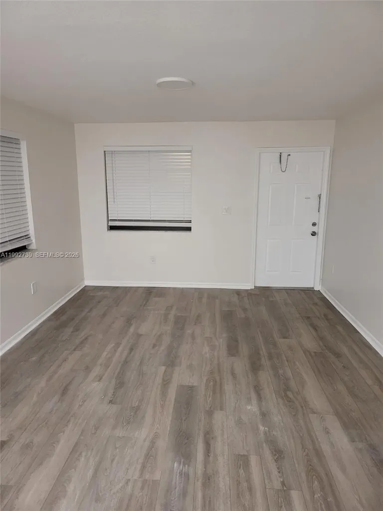 5645 Taft Street Hollywood FL 33021