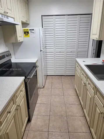 5645 Taft Street Hollywood FL 33021