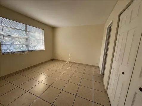 1024 Twin Lakes Drive Coral Springs FL 33071