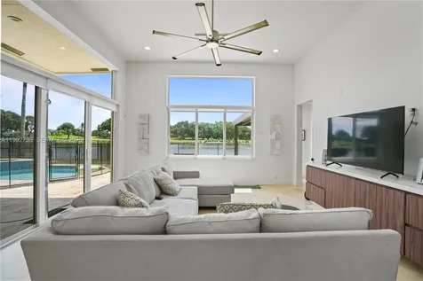 2569 Eagle Run Lane Weston FL 33327