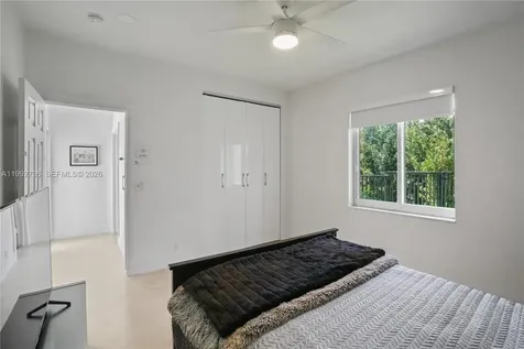 2569 Eagle Run Lane Weston FL 33327