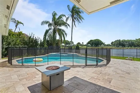 2569 Eagle Run Lane Weston FL 33327