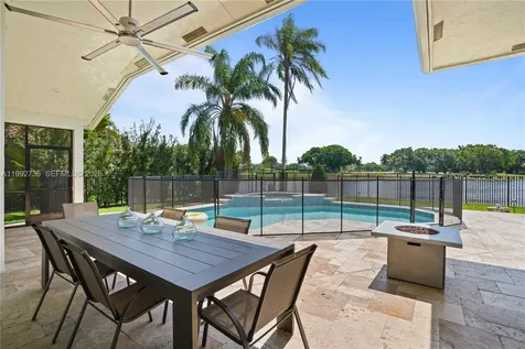 2569 Eagle Run Lane Weston FL 33327