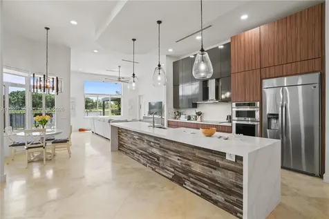 2569 Eagle Run Lane Weston FL 33327