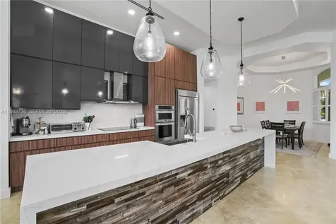 2569 Eagle Run Lane Weston FL 33327
