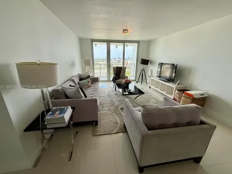 2780 NE 183rd Street Aventura FL 33160