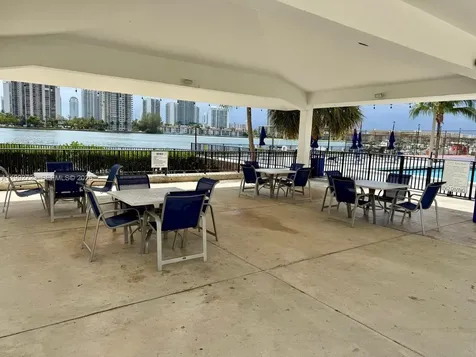 2780 NE 183rd Street Aventura FL 33160