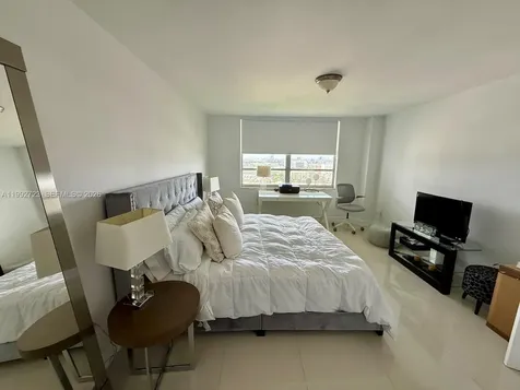 2780 NE 183rd Street Aventura FL 33160