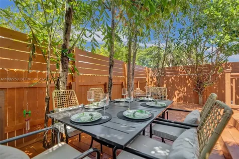 60 NE 26th Street Wilton Manors FL 33305